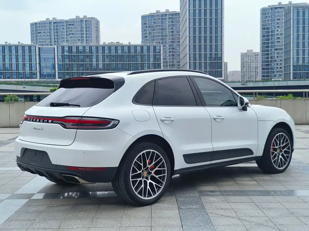 Porsche Macan 2021 — фото 13
