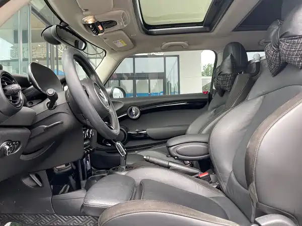 MINI 2021