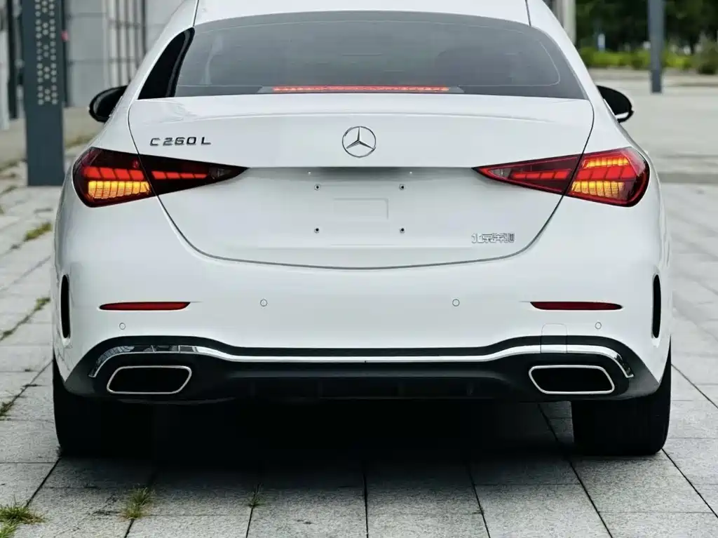 Mercedes-Benz C-Class 2025 — фото 12