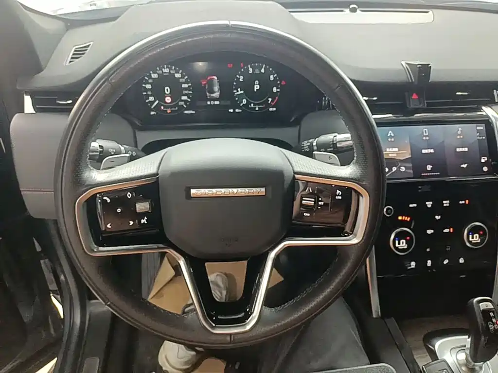 Land Rover Discovery Sport 2022 — фото 11