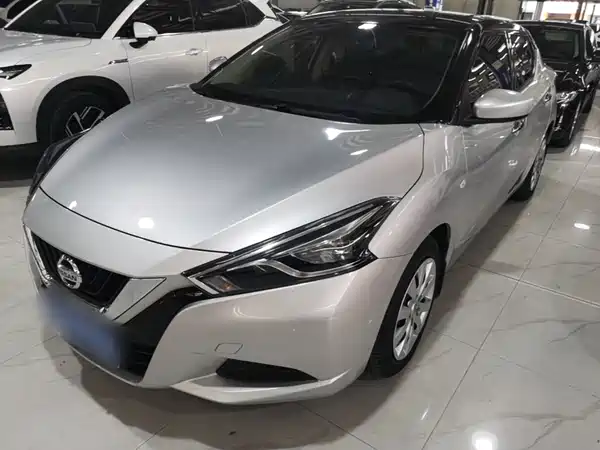 Nissan Bluebird 2019
