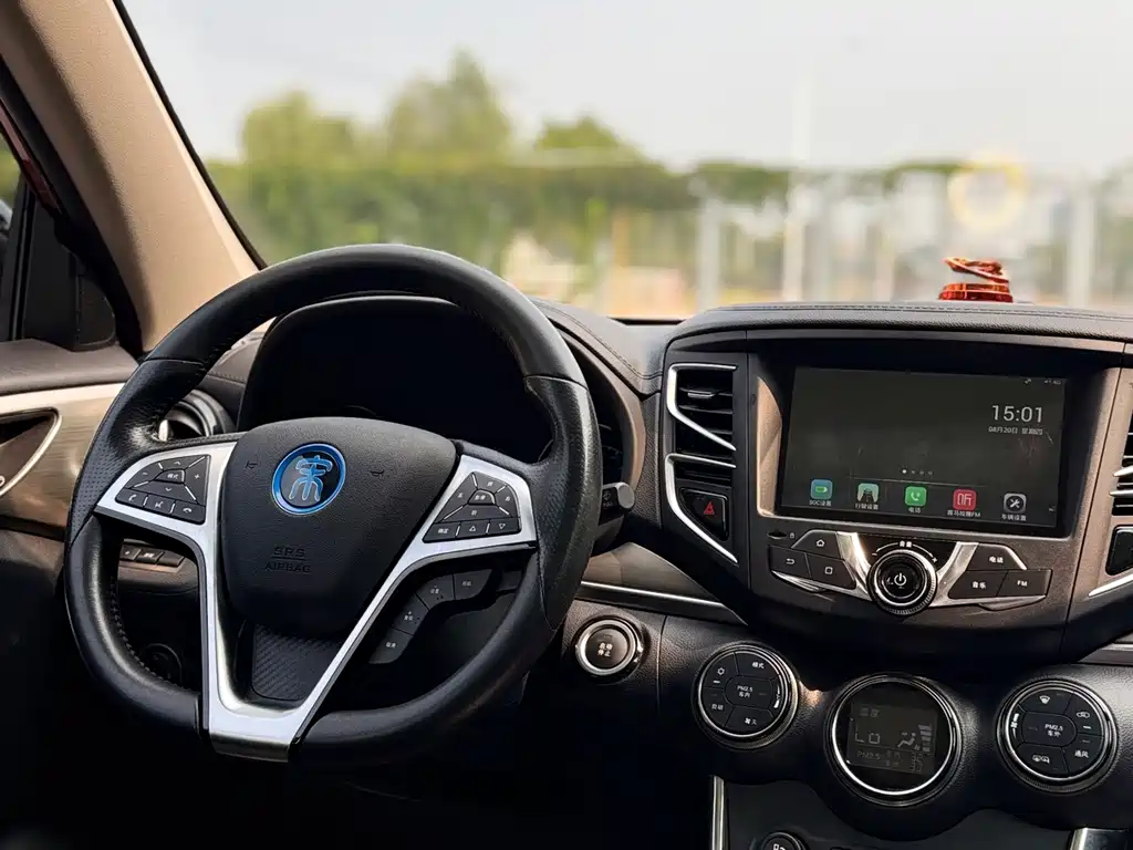 BYD Song New Energy 2017 — фото 17