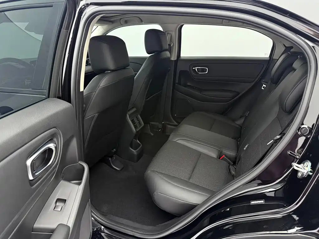 Honda Vezel 2023 — фото 14