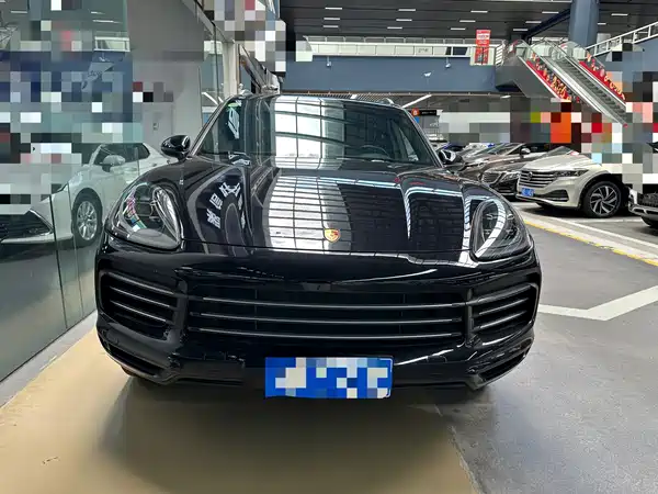 Porsche Cayenne 2021