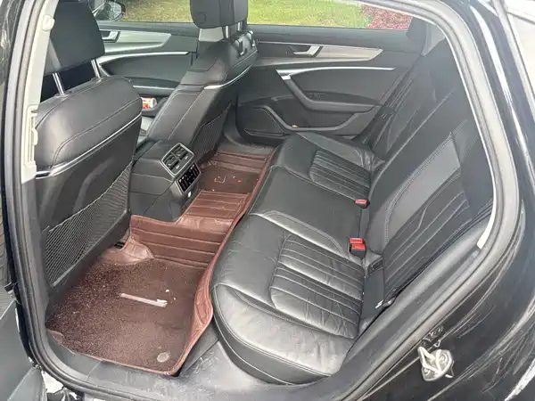 Audi A6L 2021