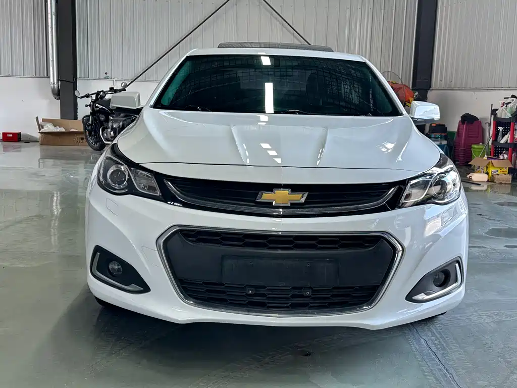 Chevrolet Malibu 2018 — фото 2