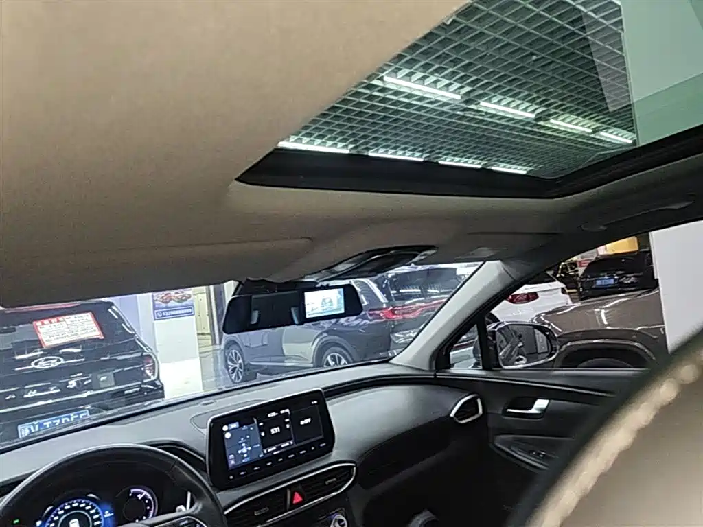 Hyundai Santa Fe 2019 — фото 18