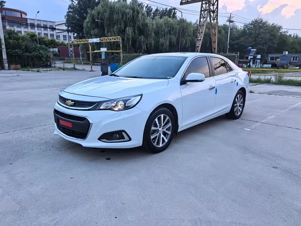 Chevrolet Malibu 2016 — фото 1