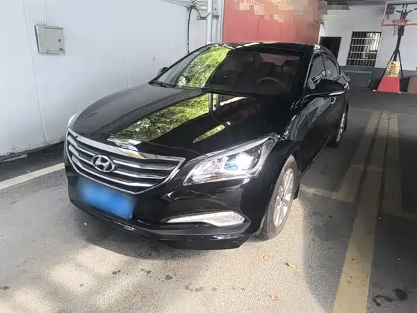 Hyundai Mistra 2014