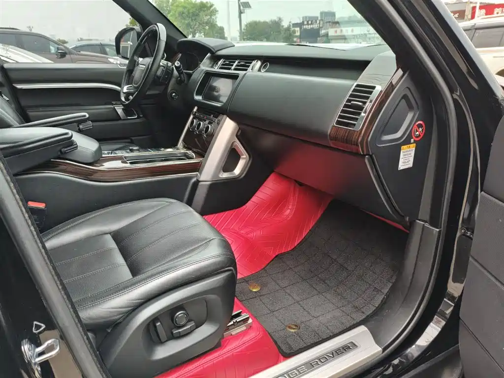 Land Rover Range Rover 2018 — фото 14