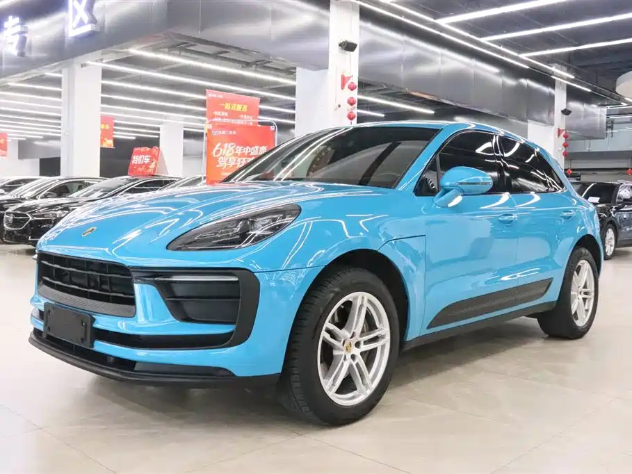 Porsche Macan 2022 — фото 1