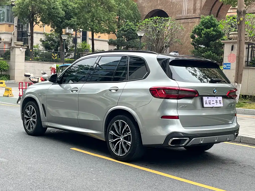 BMW X5 2019 — фото 6
