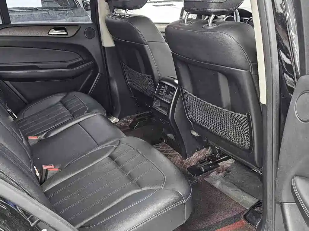 Mercedes-Benz GLE 2017 — фото 11