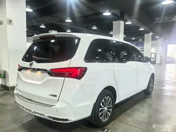 Buick GL8 2022