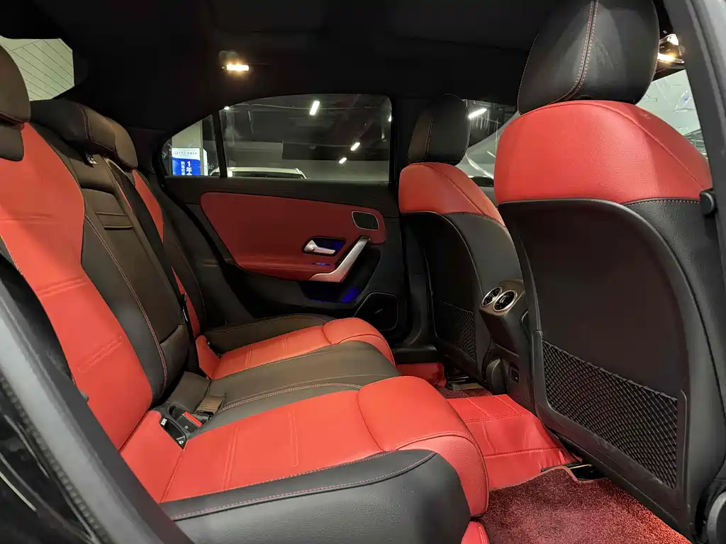 Mercedes-Benz A-Class AMG 2023 — фото 9