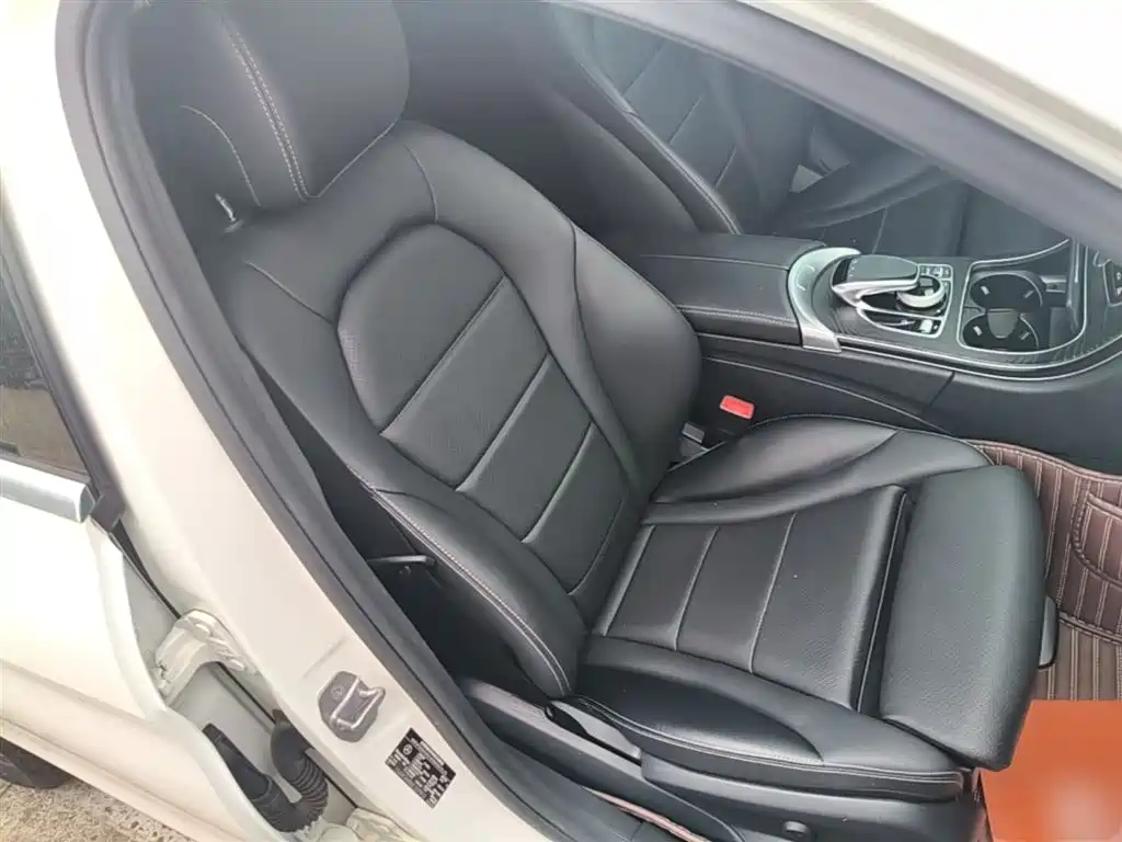 Mercedes-Benz C-Class 2018 — фото 25