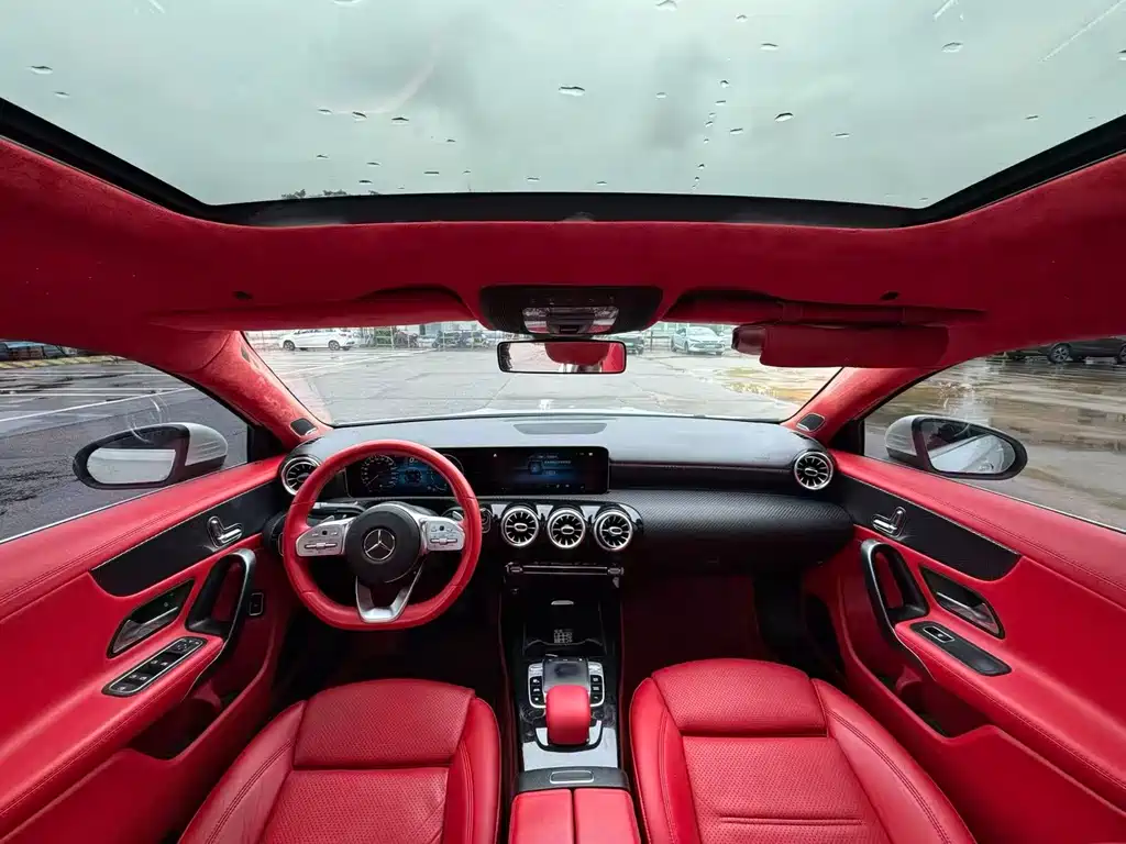 Mercedes-Benz A-Class 2019 — фото 5
