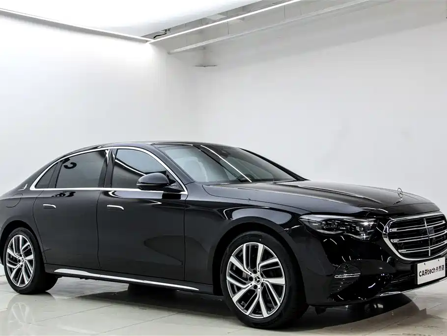 Mercedes-Benz E-Class 2025