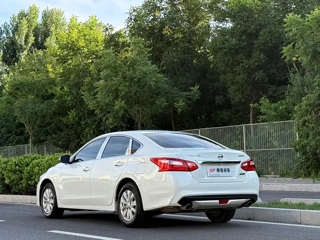 Nissan Teana 2018