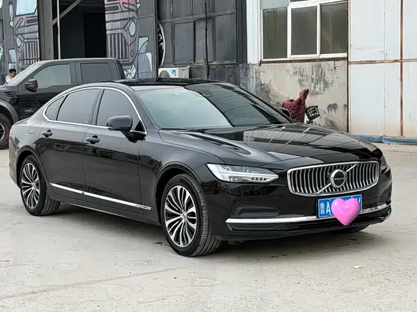Volvo S90 2024