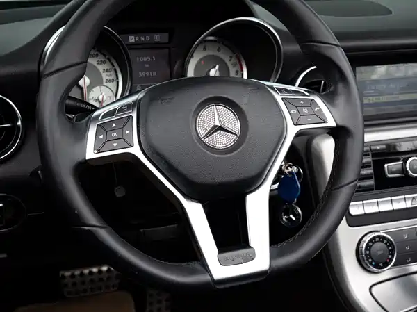 Mercedes-Benz SLK-Class 2012