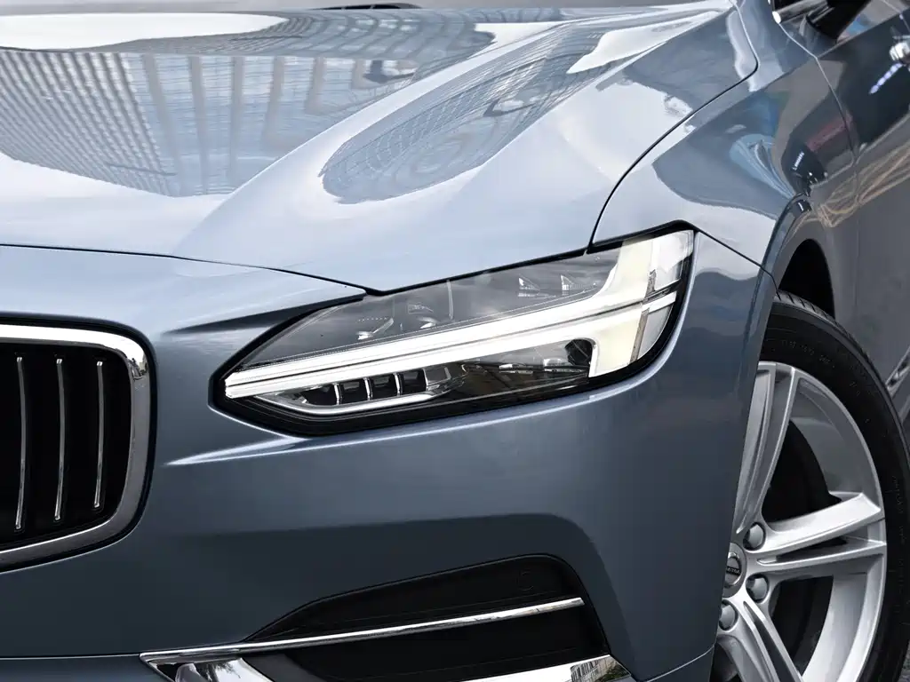Volvo S90 2018 — фото 9