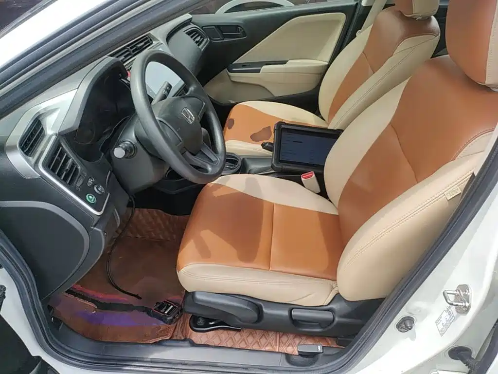 Honda City 2016 — фото 15