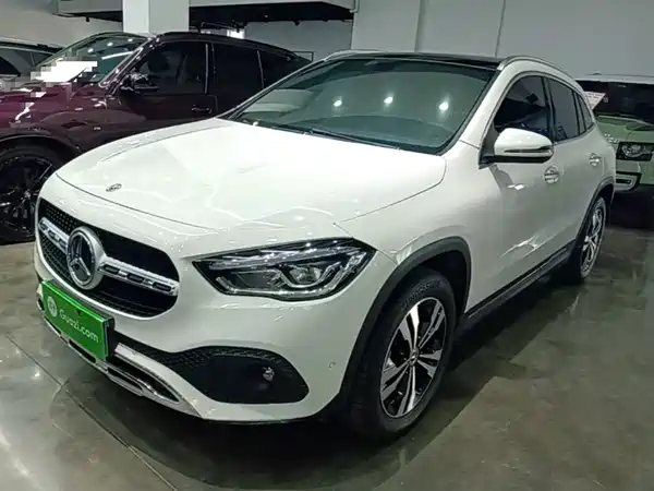 Mercedes-Benz GLA 2020