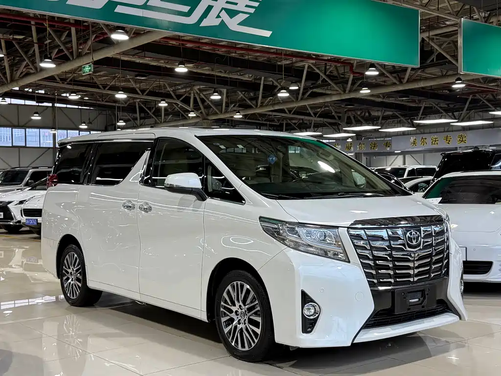 Toyota Alphard 2016 — фото 3