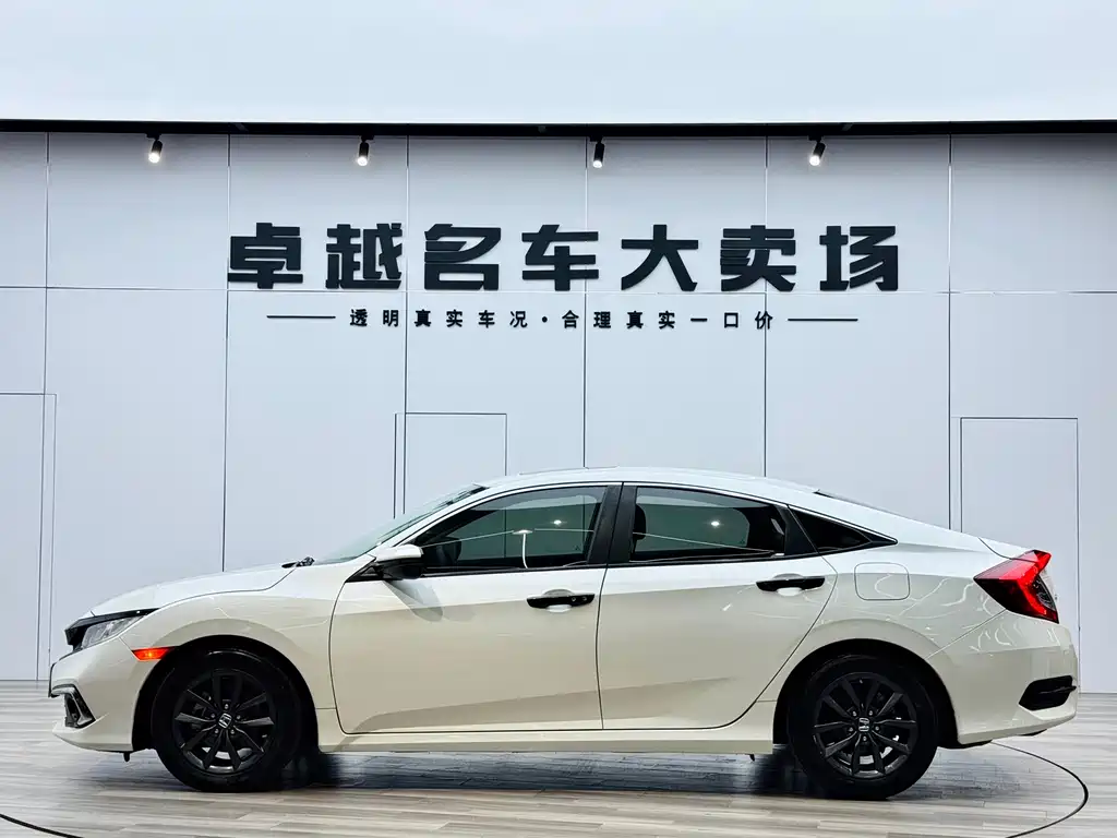 Honda Civic 2019 — фото 4