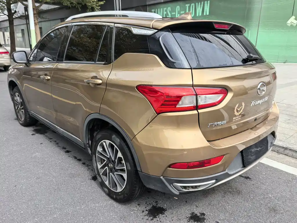 GAC Motor Trumpchi GS4 2018 — фото 8