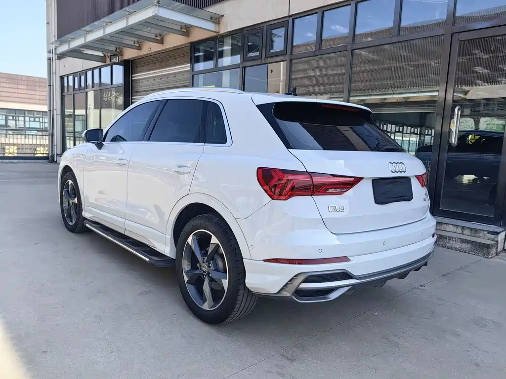 Audi Q3 2023