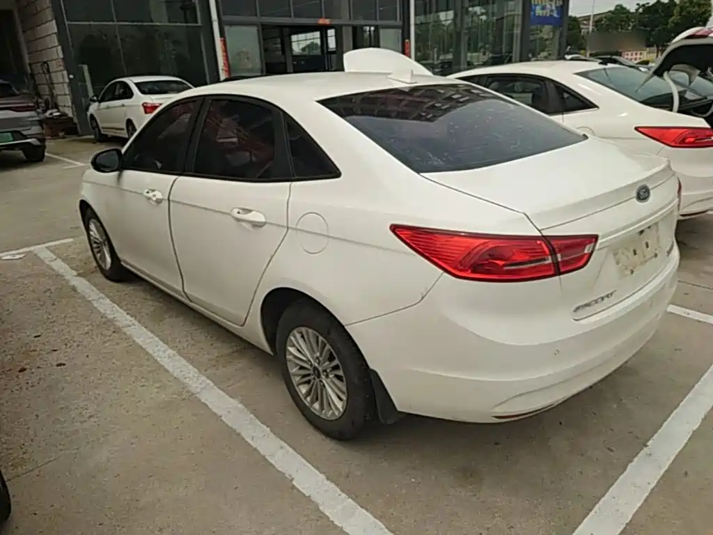 Ford Escort 2017