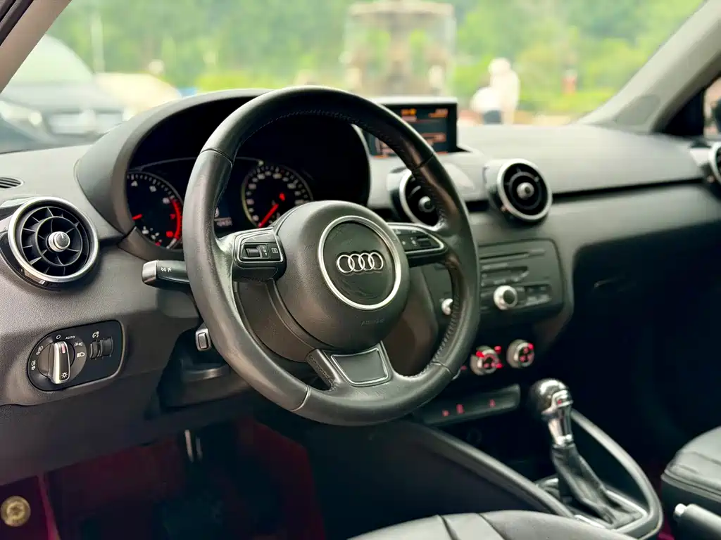Audi A1 2014