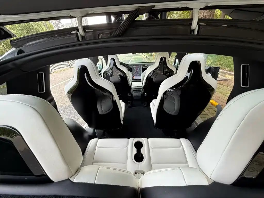Tesla Model X 2017