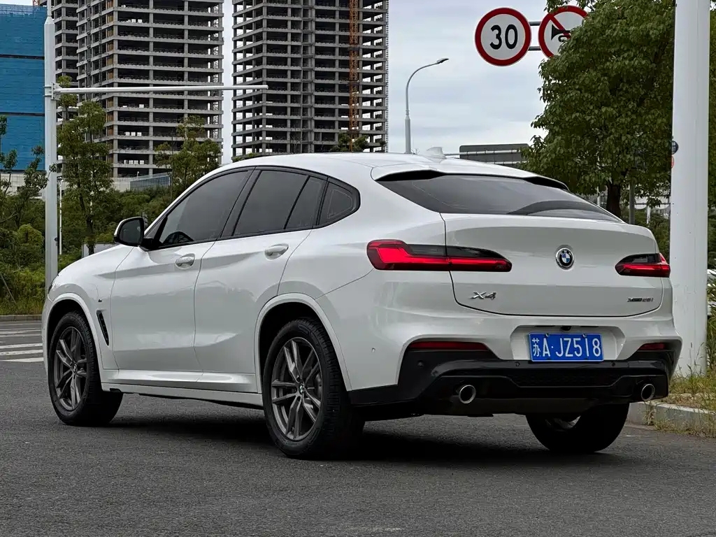 BMW X4 2021 — фото 4