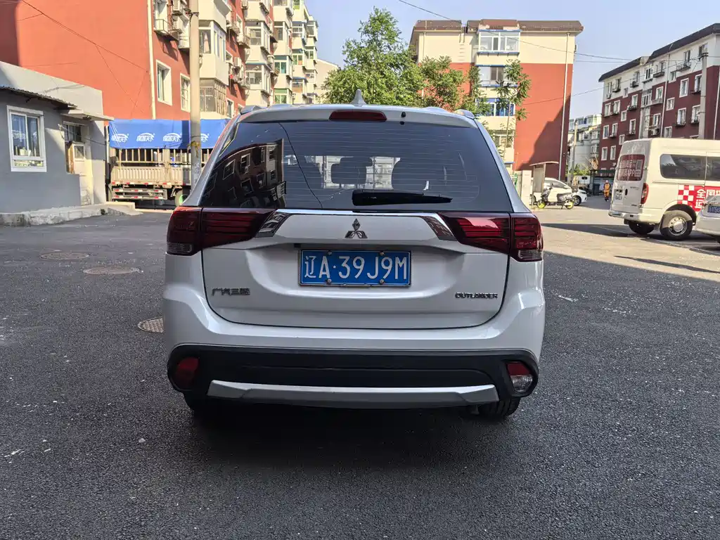 Mitsubishi Outlander 2017