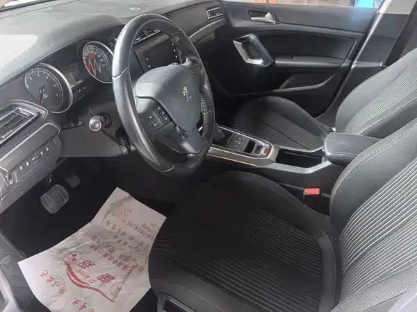 Peugeot 408 2018