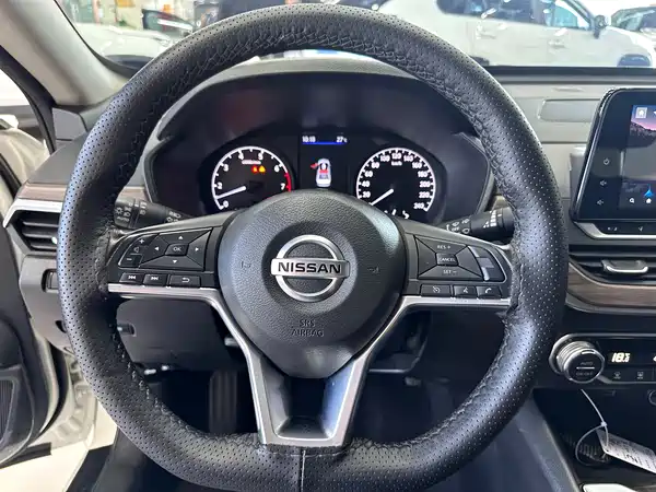Nissan Teana 2022