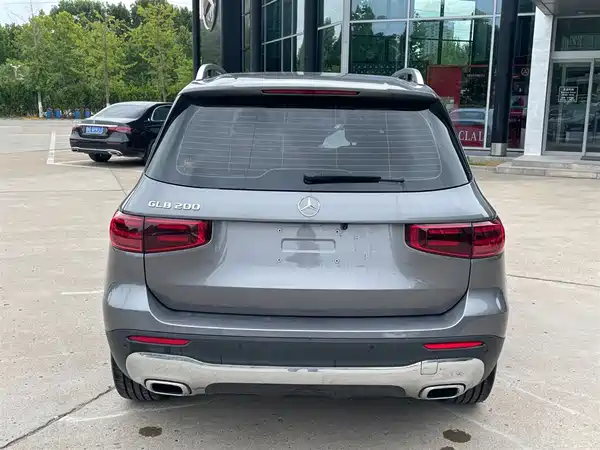 Mercedes-Benz GLB 2024