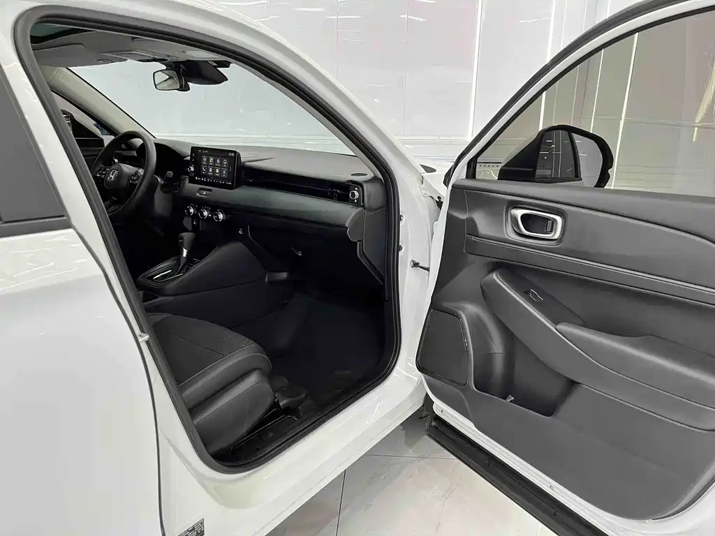 Honda Vezel 2023 — фото 18