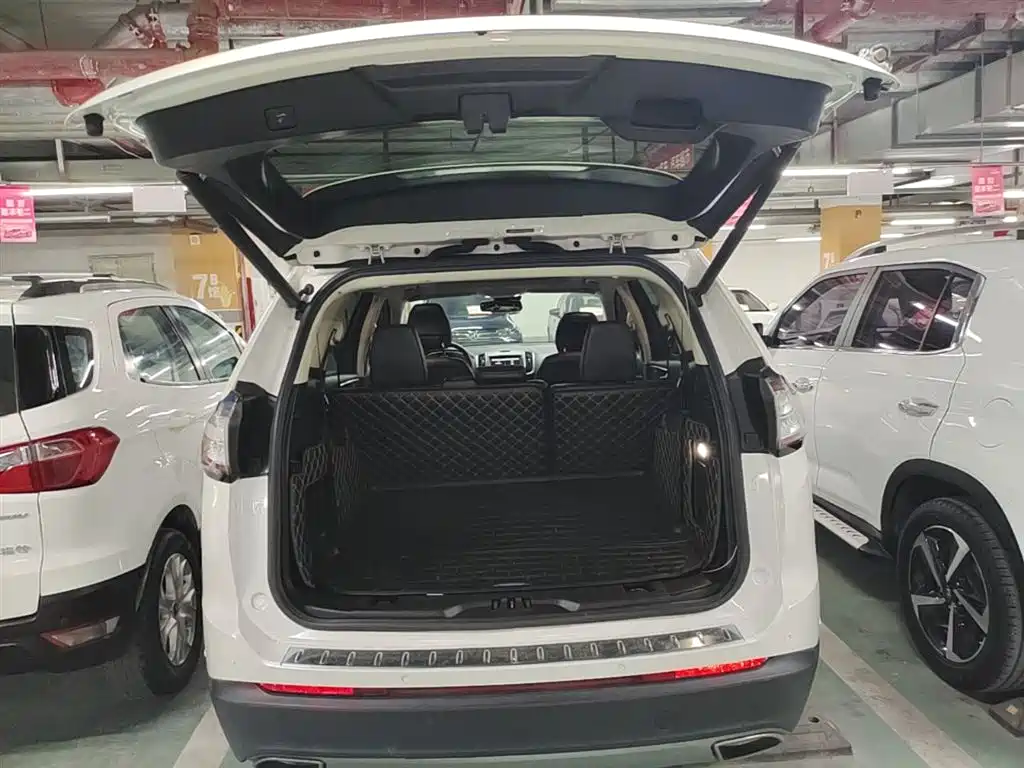 Ford Edge 2015 — фото 19