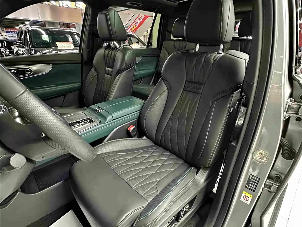 GAC Motor Trumpchi GS8 2022 — фото 28
