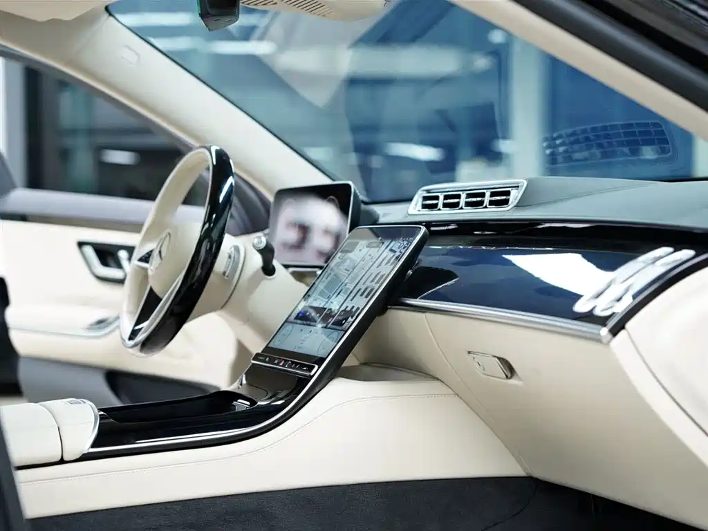 Mercedes-Benz S-Class 2025 — фото 46