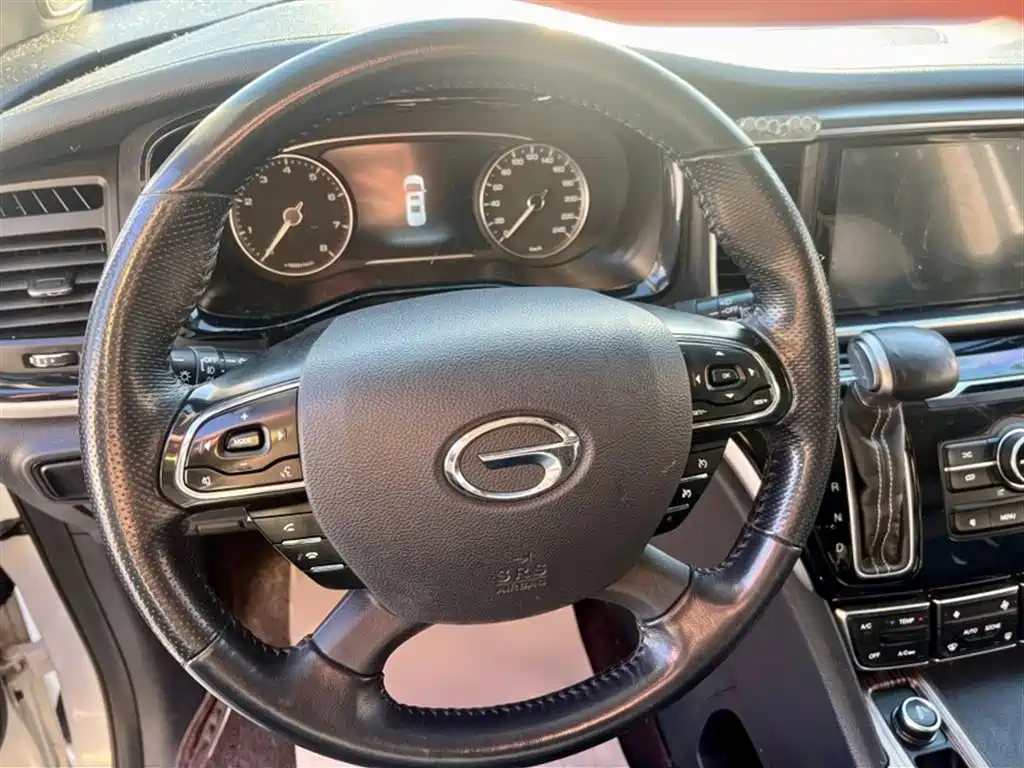 GAC Motor Trumpchi M8 2019 — фото 9