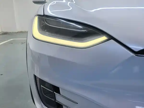 Tesla Model X 2016