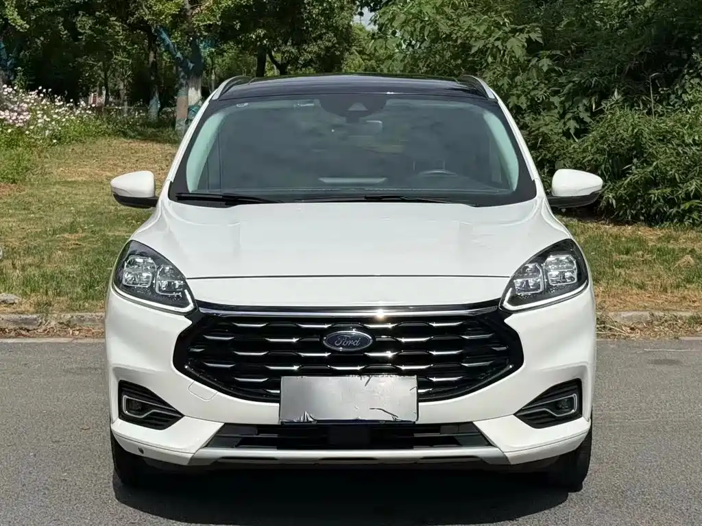 Ford Escape 2020 — фото 2
