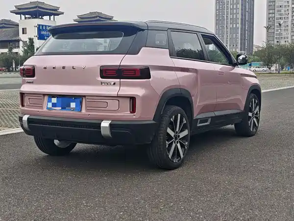 Geely ICON 2023