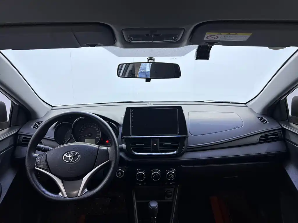 Toyota Vios 2022 — фото 11