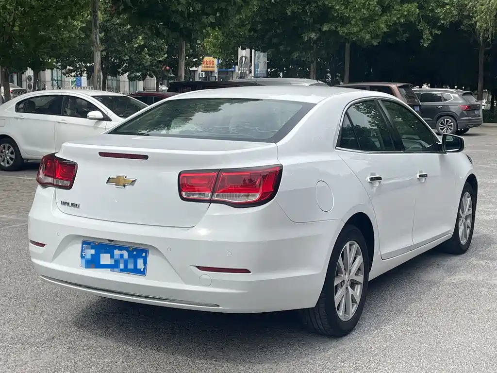 Chevrolet Malibu 2018 — фото 6
